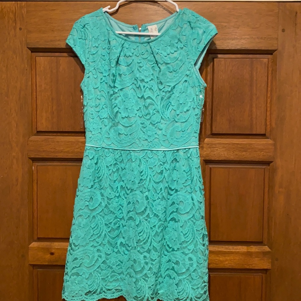 Green dress with zipper back